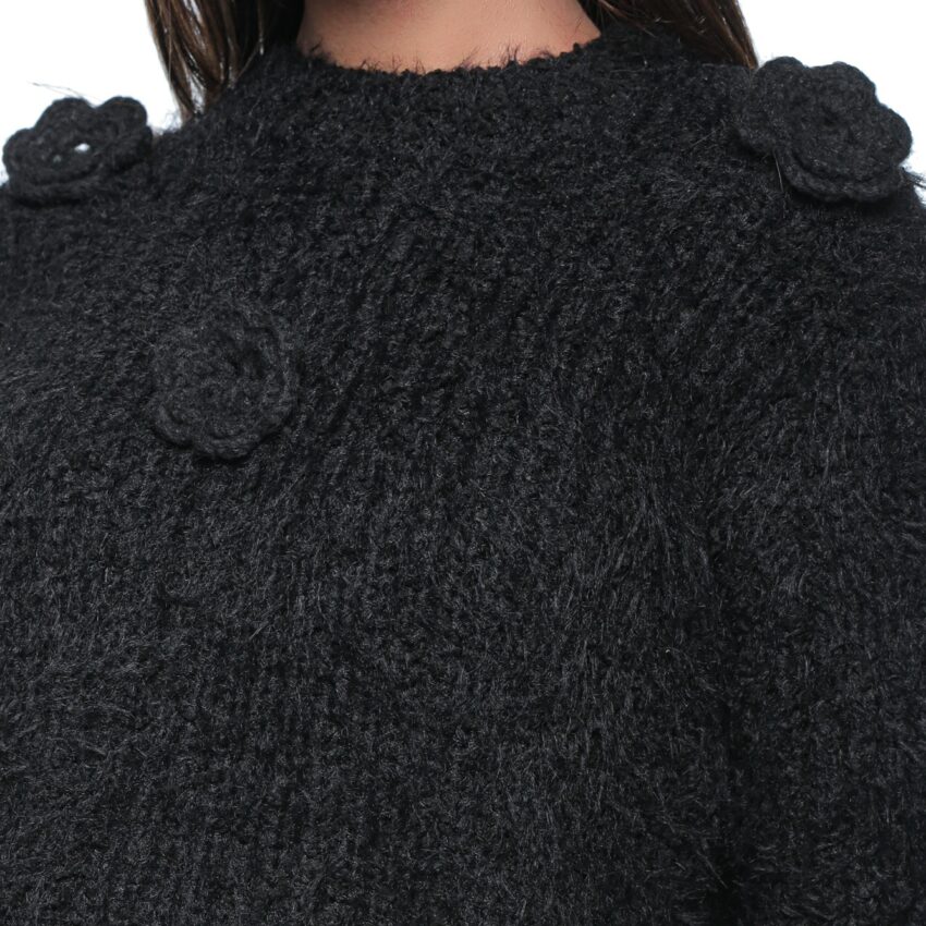 Pulover Kairo, one size, negru, din tricot moale, cu flori aplicate