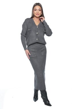 Compleu gri Aeris, one size, tricotat, cu fusta midi si bluza, cu nasturi aurii